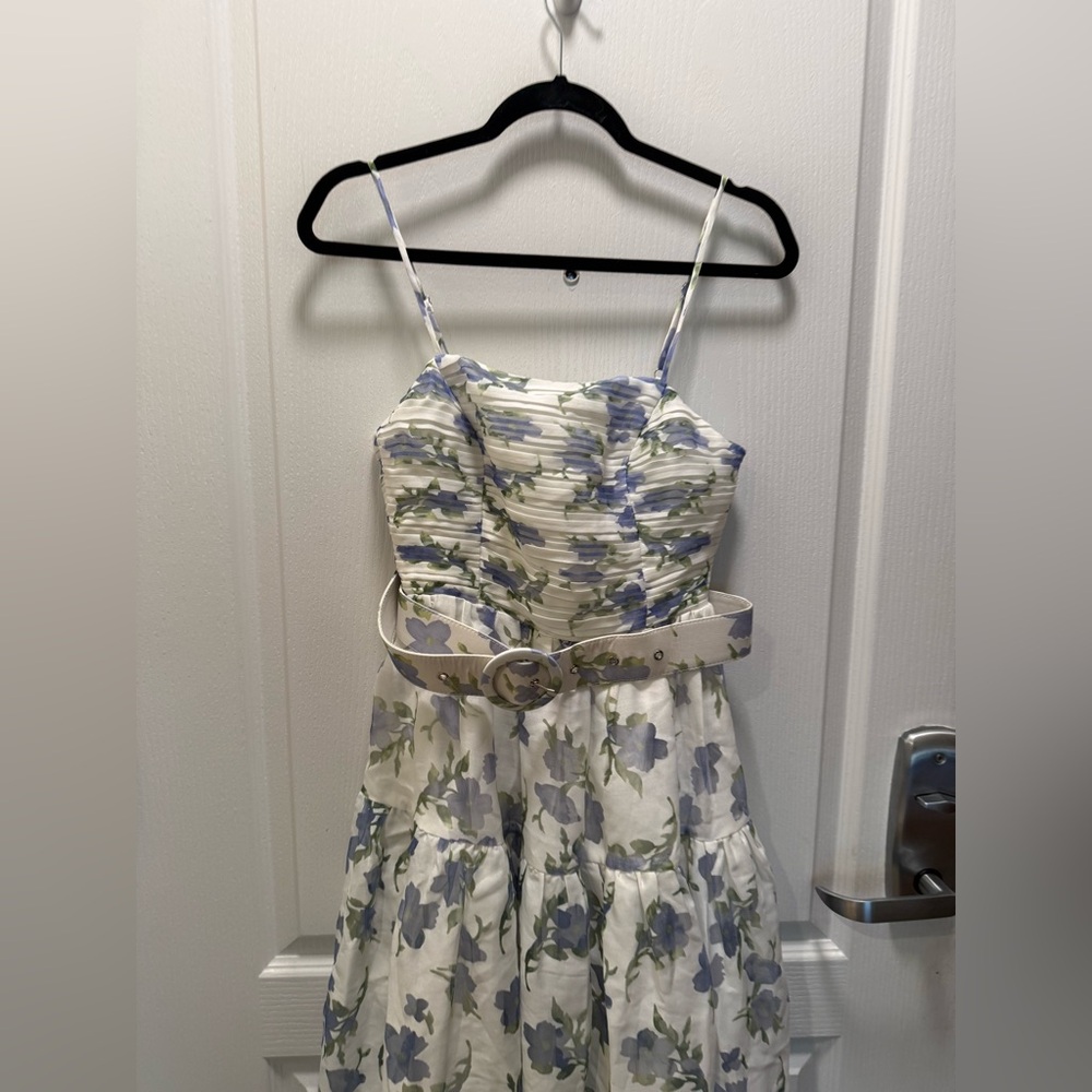 Elliatt Cleo A-line Gown in White & Blue Floral Size S NWT - Picture 7 of 9